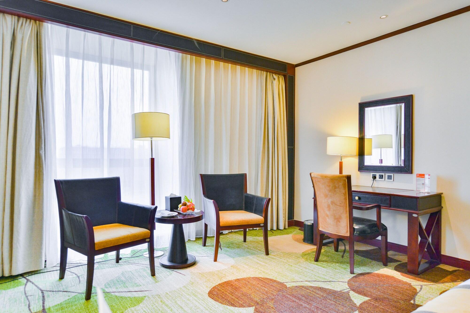 Hotel Guangzhou Baiyun International Convention Center Zewnętrze zdjęcie