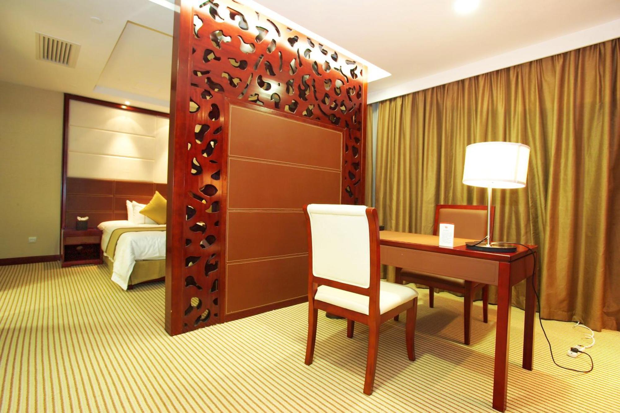 Hotel Guangzhou Baiyun International Convention Center Zewnętrze zdjęcie