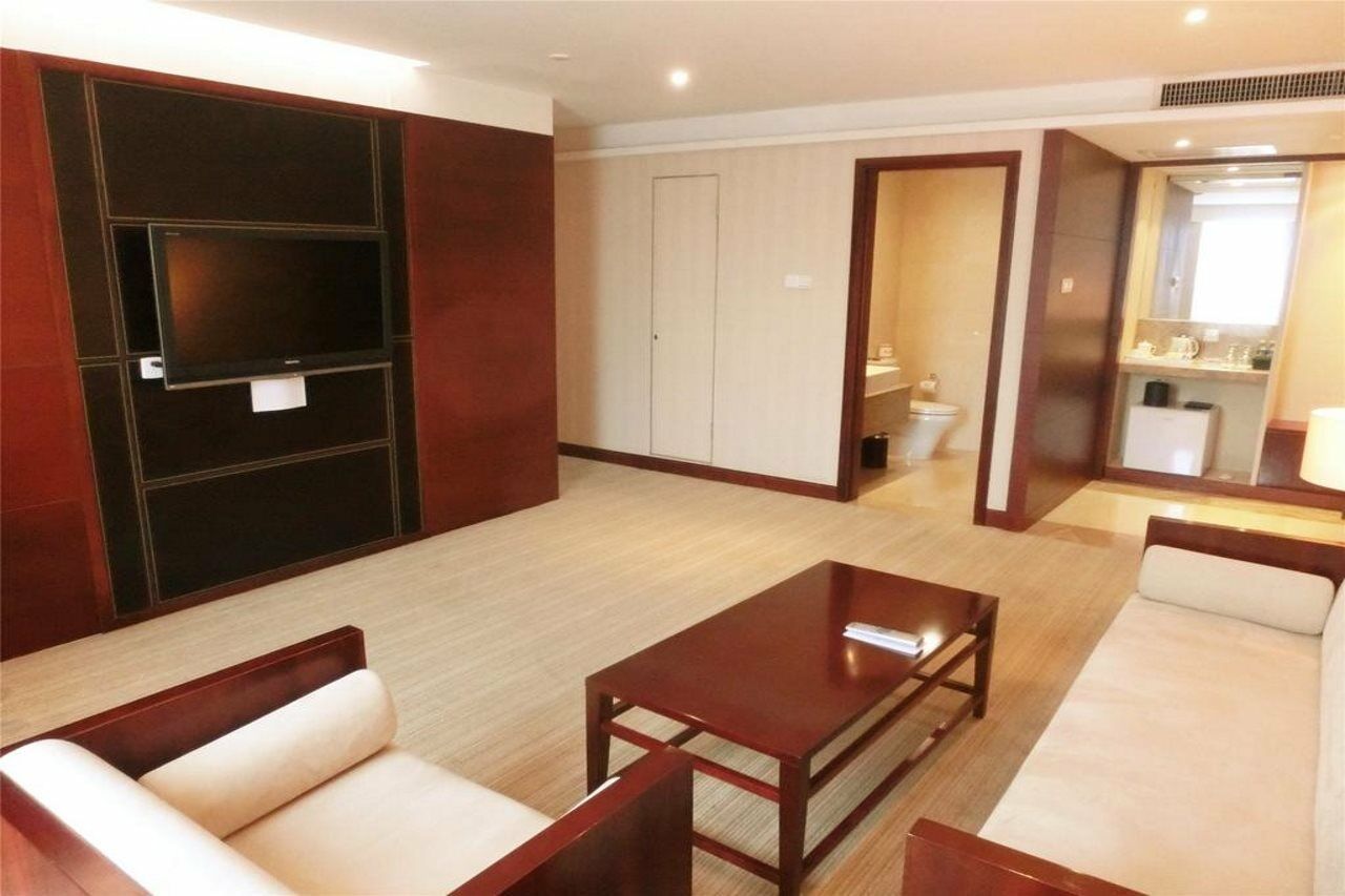 Hotel Guangzhou Baiyun International Convention Center Zewnętrze zdjęcie